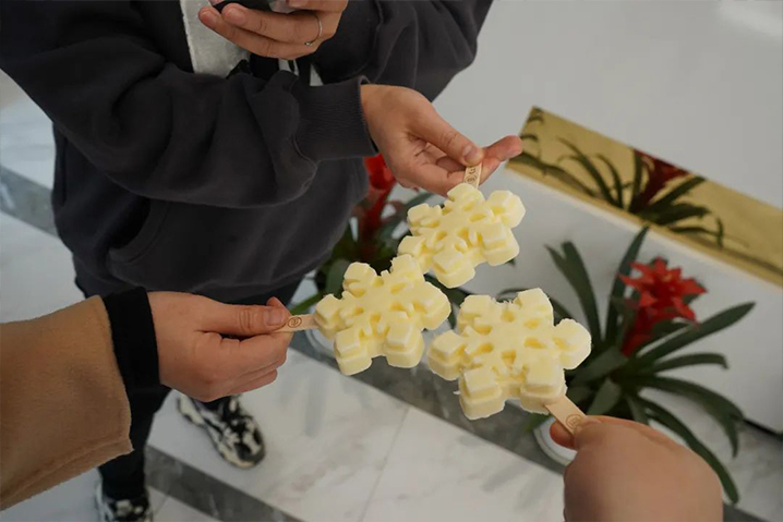 1646890460823516.jpg 04.jpg