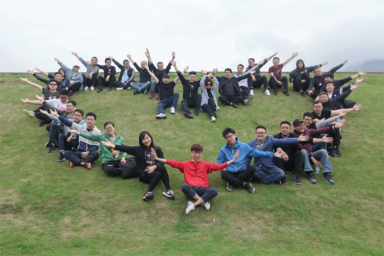 “庆五一”主题活动 | 宝开董事长邢志文获评“2020年度闵行区职工信赖的企业经营管理者”