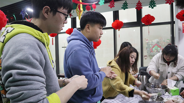 赢好礼，陪你趣味闹元宵 | 宝开举办“包汤圆 · 猜灯谜 · 迎元宵”主题活动