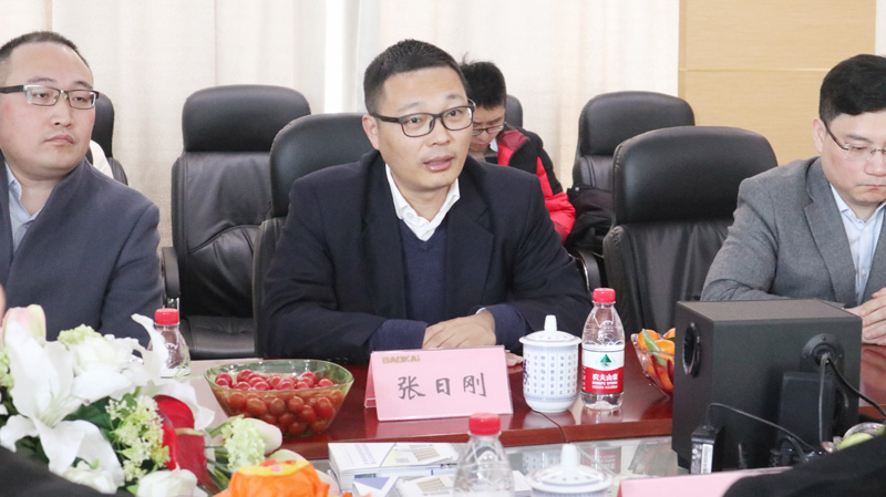 新闻 | 赋能新发展:东航申宏与宝开智能开启战略合作