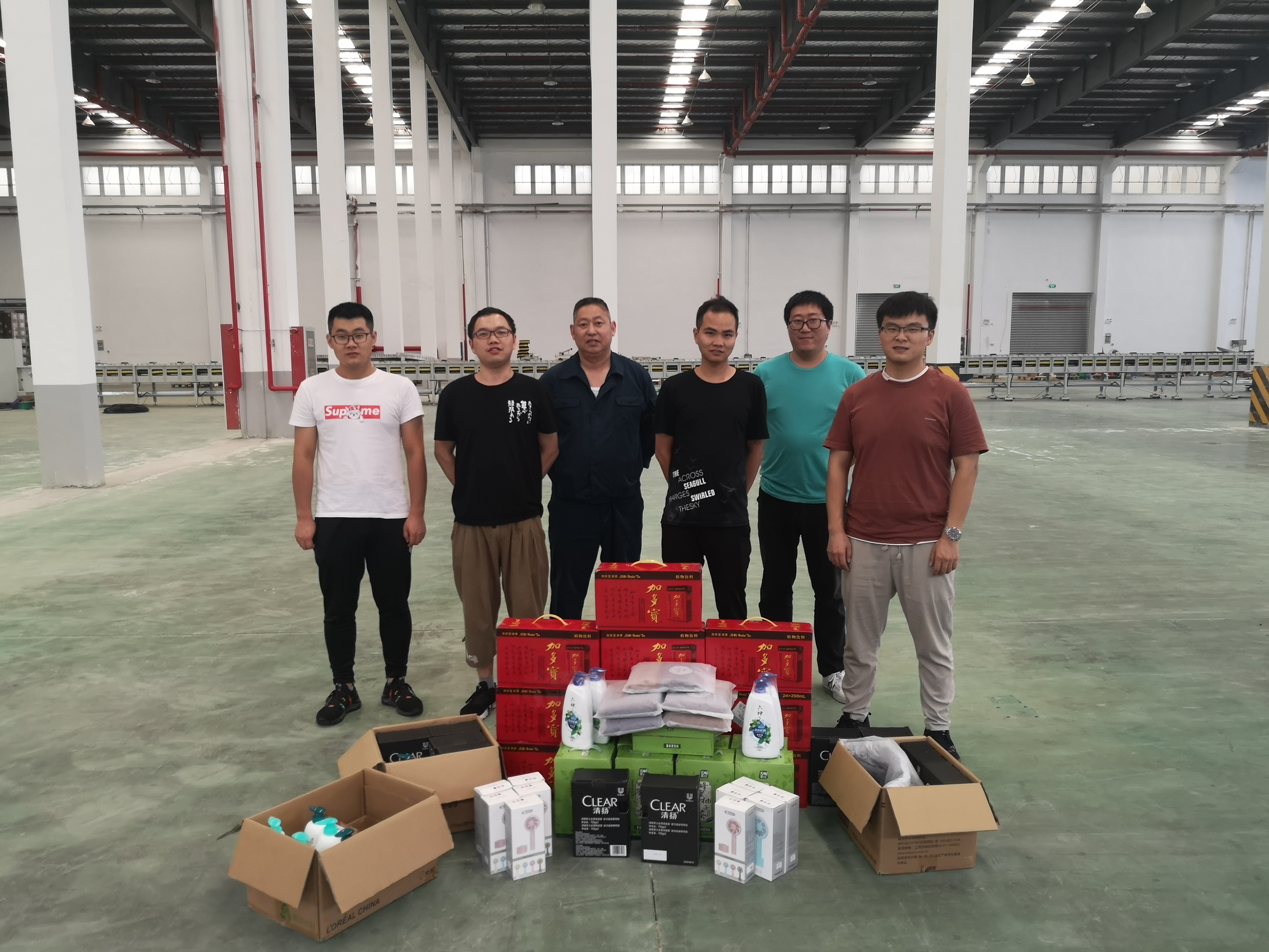 关爱职工 · 夏送清凉 | 宝开工会赴一线送清凉,致敬高温下的坚守