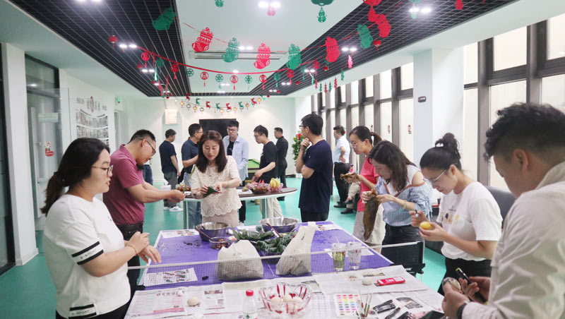 品粽香滋味,绘多彩生活 | 宝开举办“包粽子 · 绘彩蛋 · 迎端午”主题活动