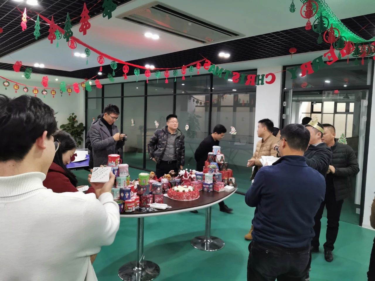 圣诞主题生日趴 | 浓情暖意平安夜,诞愿有你共前行