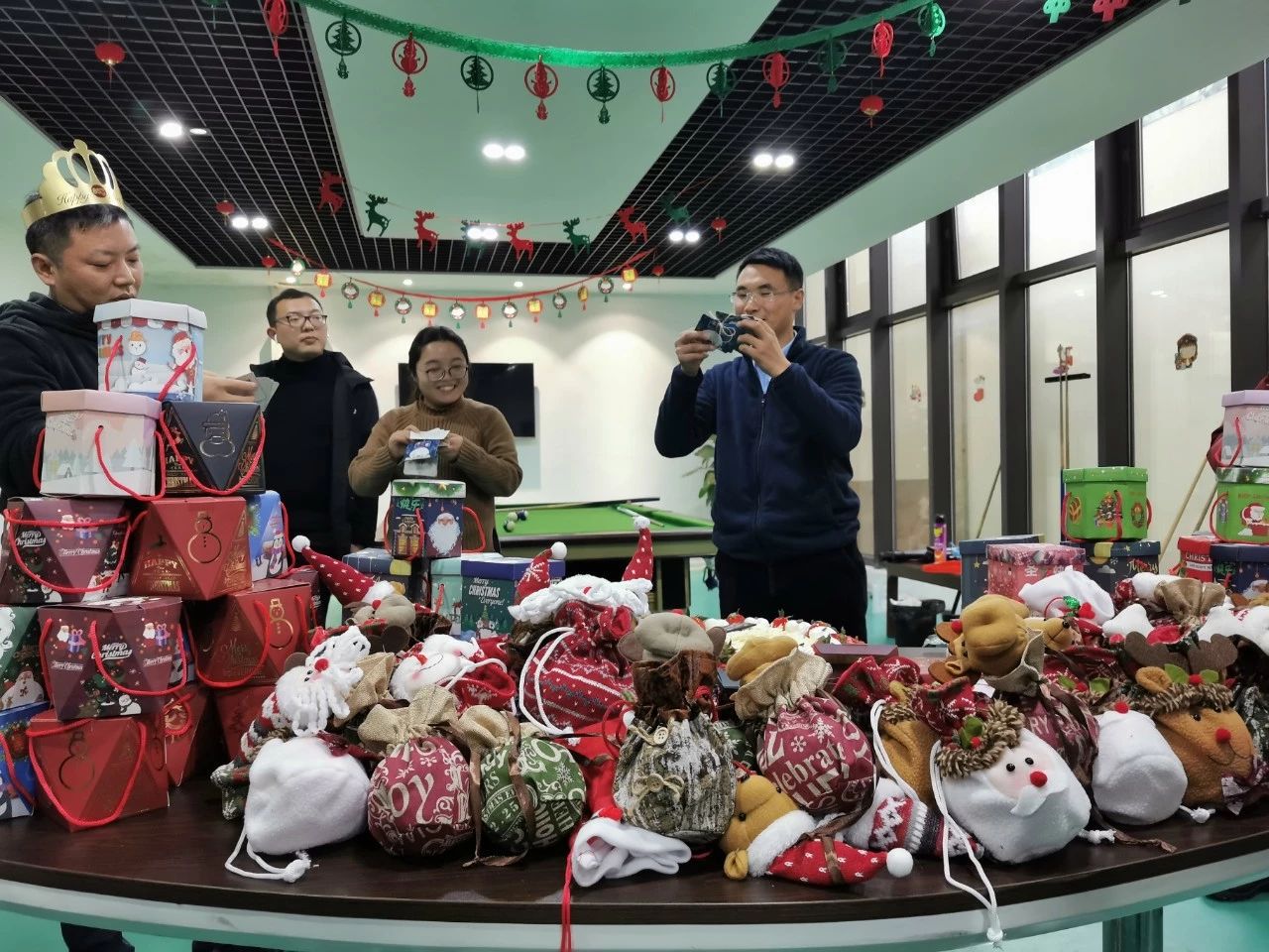 圣诞主题生日趴 | 浓情暖意平安夜,诞愿有你共前行