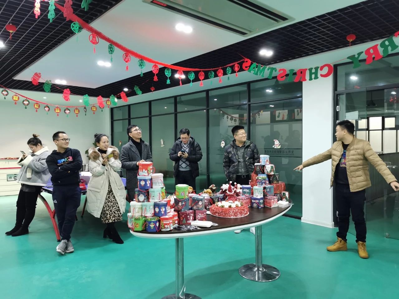 圣诞主题生日趴 | 浓情暖意平安夜,诞愿有你共前行