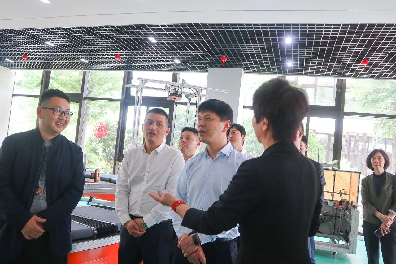 快讯 | 温州市瓯海区领导一行莅临宝开参观考察