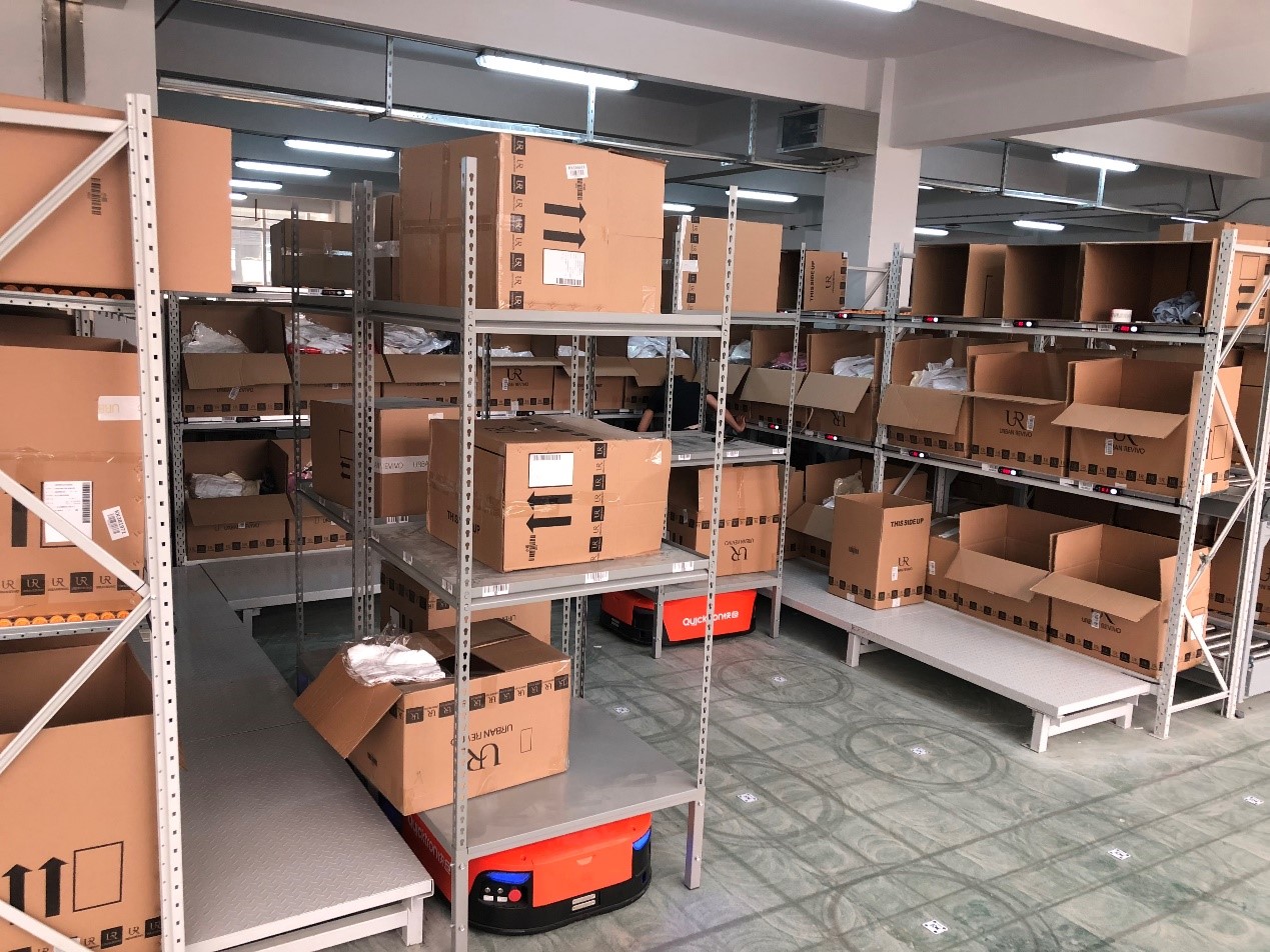 宝开常务副总裁王雷:“新零售环境下的物流中心规划”主题分享 | UR服饰物流中心迎百余服装物流经理人现场参观