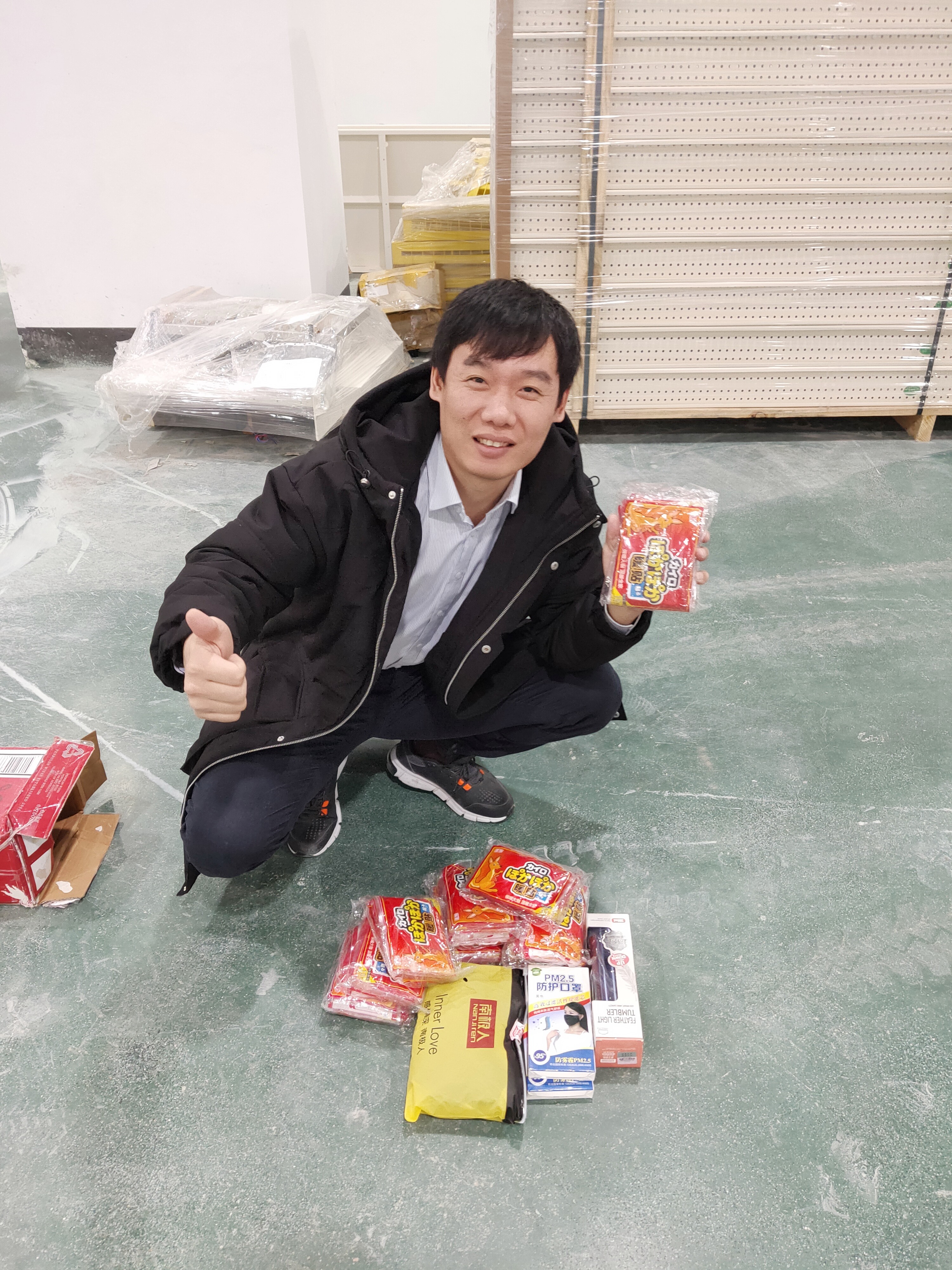 11月中旬,宝开工会组织开展“走一线、送温暖”关爱员工暖冬行动。