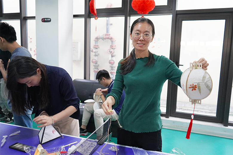 月圆中秋 · 集体庆生 | 温馨九月,迎佳节,贺生辰,共团圆!